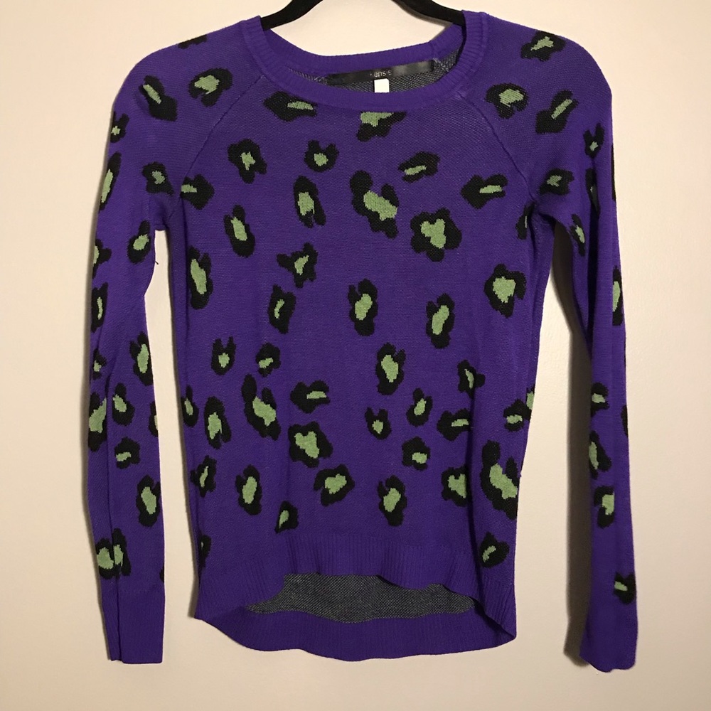 Kensie Leopard sweater